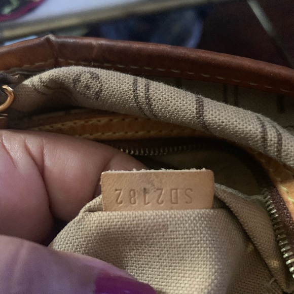 🌸Authentic Delightful Louis Vuitton - Picture 10 of 11